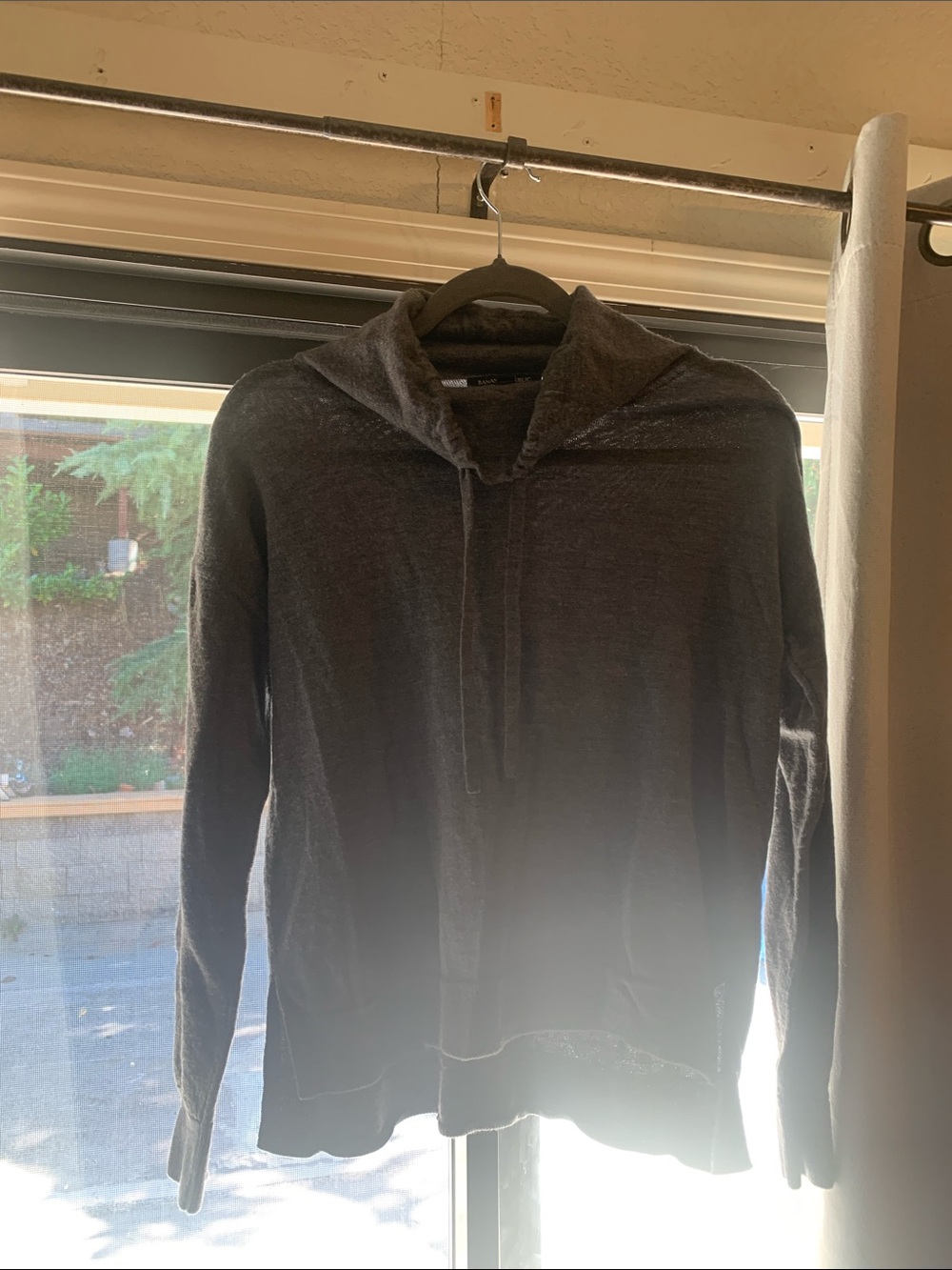 Banana Republic Charcoal 100% merino wool Sweater - Picture 3 of 8